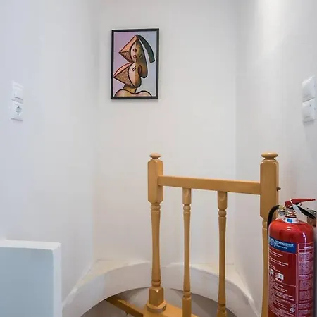 Βίλα Errieta House - Eclectic Island - Gorgeous Sea Views, Garden