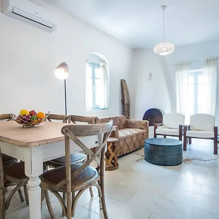 Βίλα Errieta House - Eclectic Island - Gorgeous Sea Views, Garden *