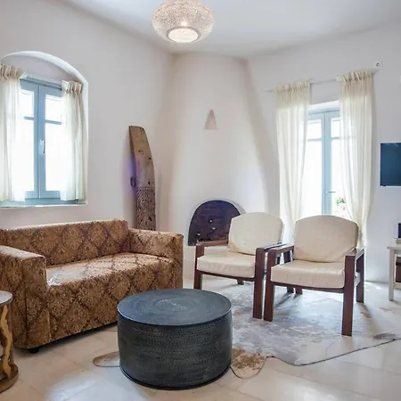 Βίλα Errieta House - Eclectic Island - Gorgeous Sea Views, Garden *