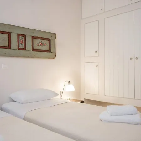 Errieta House - Eclectic Island - Gorgeous Sea Views, Garden Βίλα *