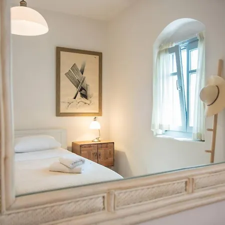 Villa Errieta House - Eclectic Island - Gorgeous Sea Views, Garden Ambelas